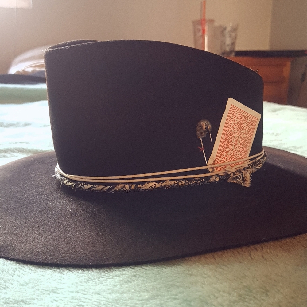 Clocks and Colours Wide Brim Hat X Coup de Tete